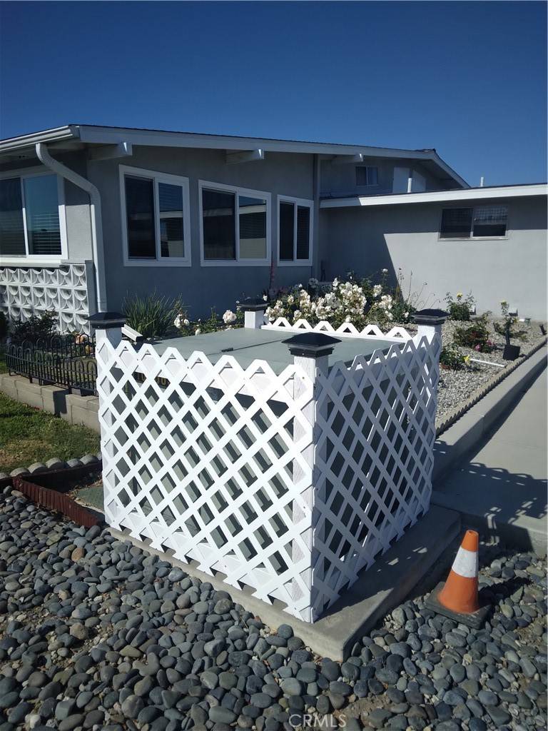 Seal Beach, CA 90740,1563 Monterey Rd 23A M-2 #23A M2