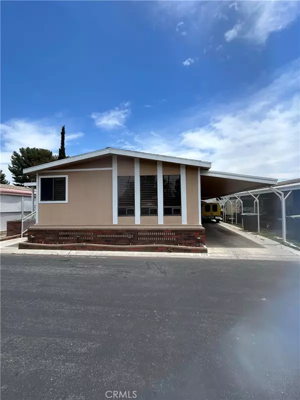 1919 W Coronet AVE W #208, Anaheim, CA 92801