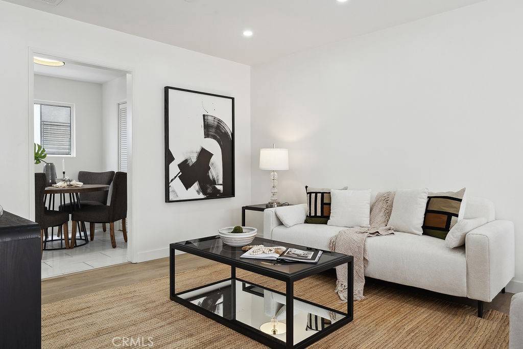 Van Nuys, CA 91401,6101 Fulton AVE #8