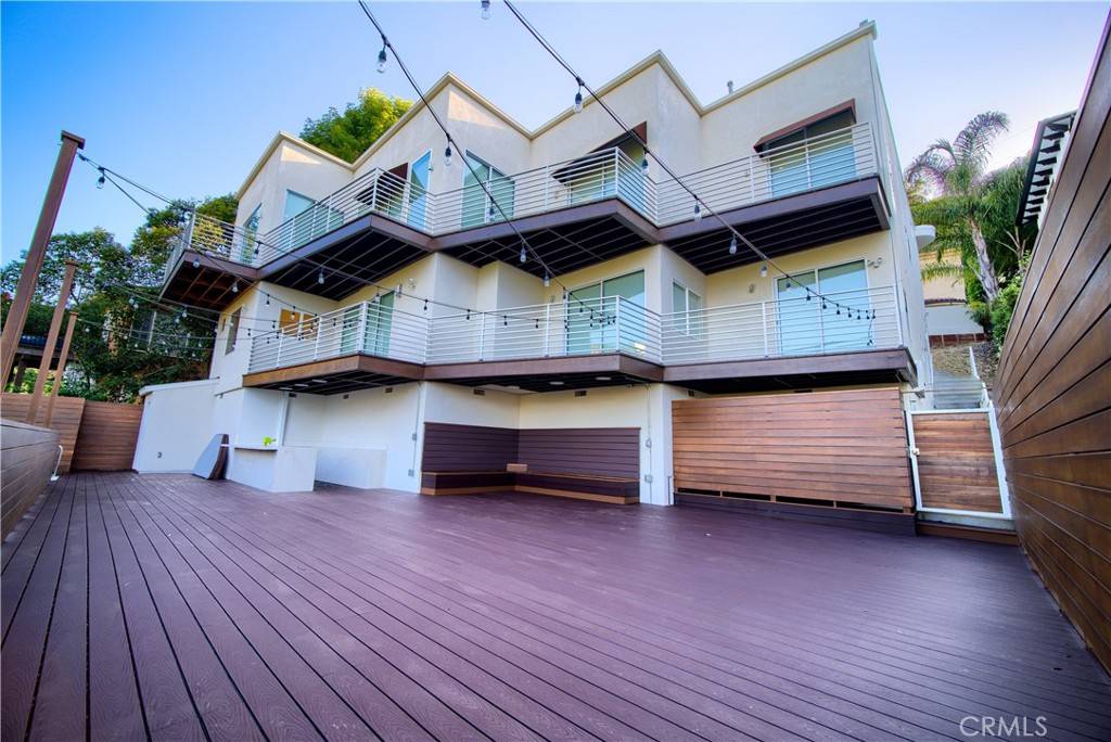 Sherman Oaks, CA 91403,3964 Sumac DR