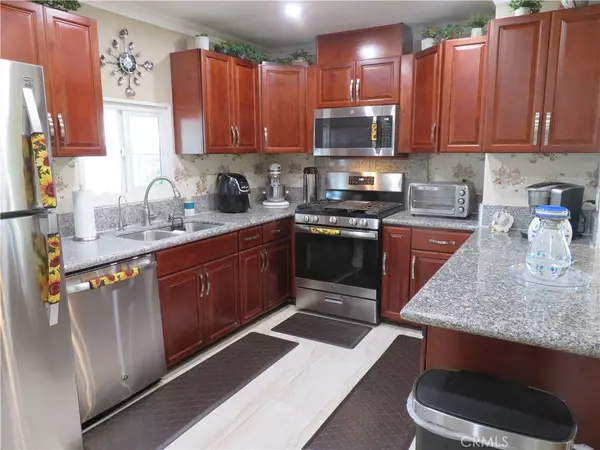 Yorba Linda, CA 92886,16958 Lake Ridge WAY