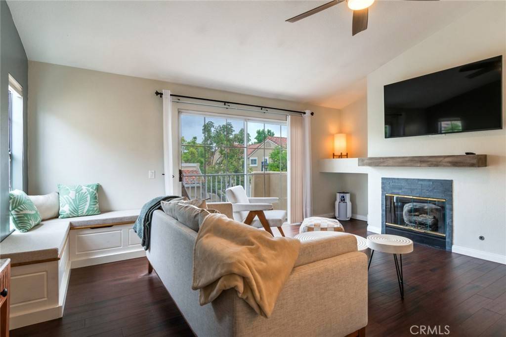 2444 Paseo Circulo, Tustin, CA 92782