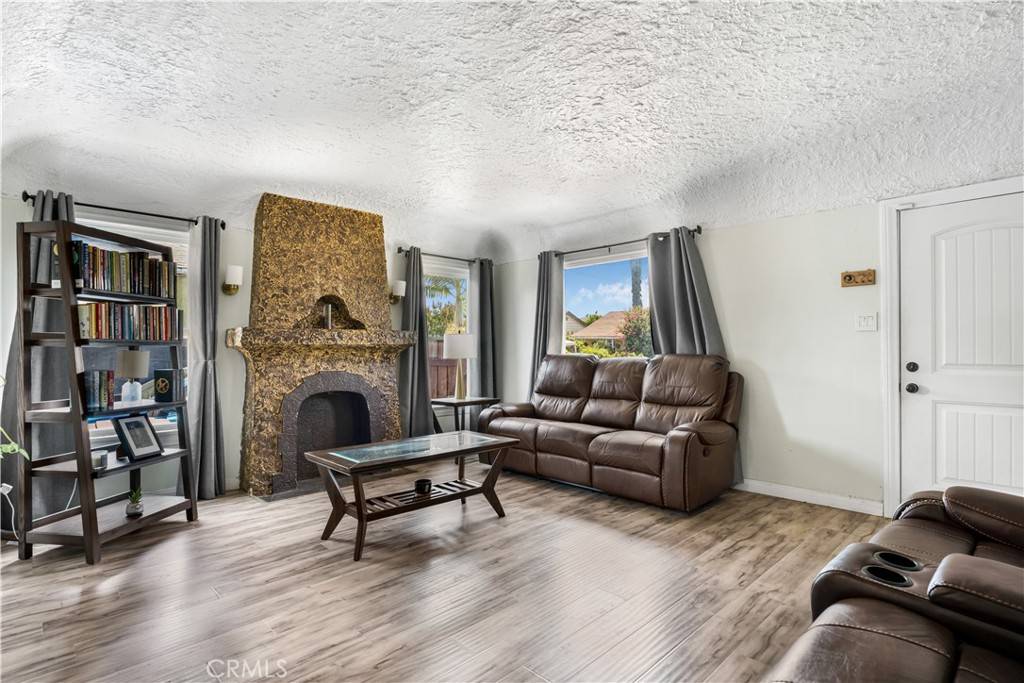 Compton, CA 90221,614 N Spring AVE