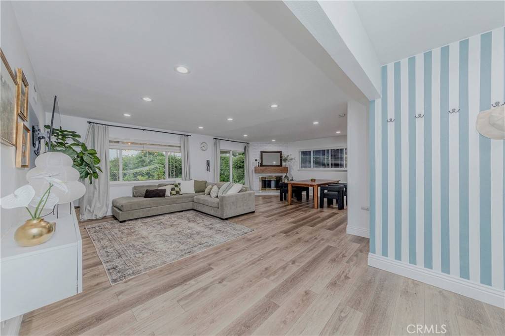 La Mirada, CA 90638,16132 Grayville DR
