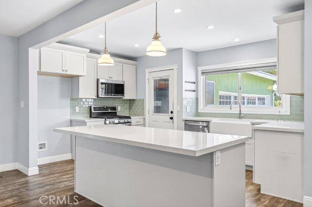 Fullerton, CA 92833,1501 W Baker AVE