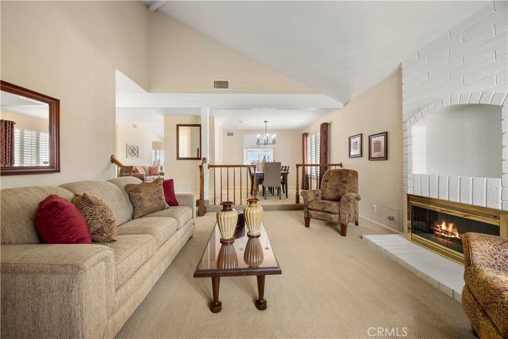 Anaheim Hills, CA 92807,1084 S Burlwood DR