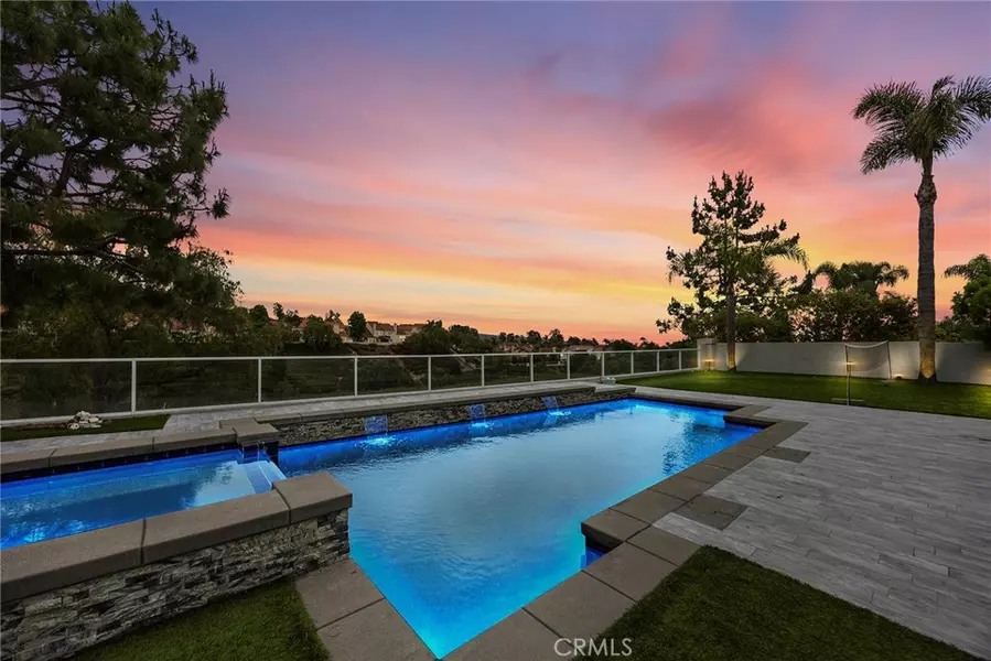 6 Sand Pointe, Laguna Niguel, CA 92677