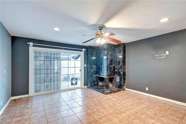 Santa Ana, CA 92701,521 S Lyon ST #37