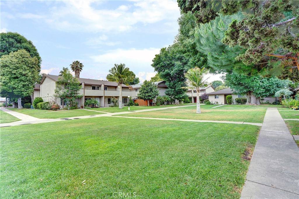 Santa Ana, CA 92701,521 S Lyon ST #37