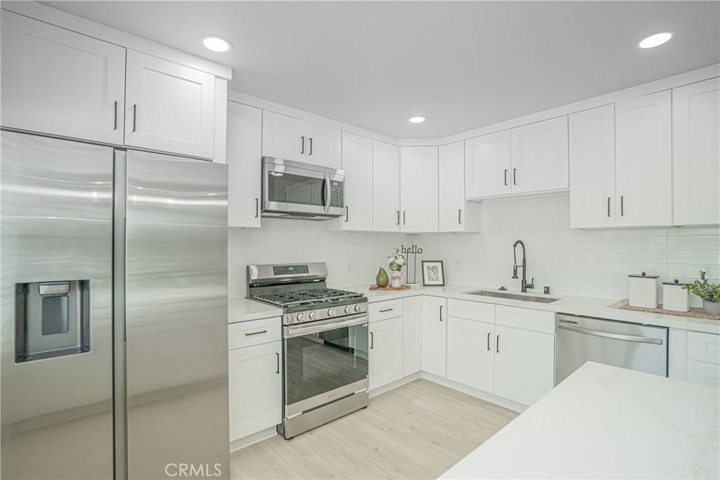 La Mirada, CA 90638,13854 Adoree ST