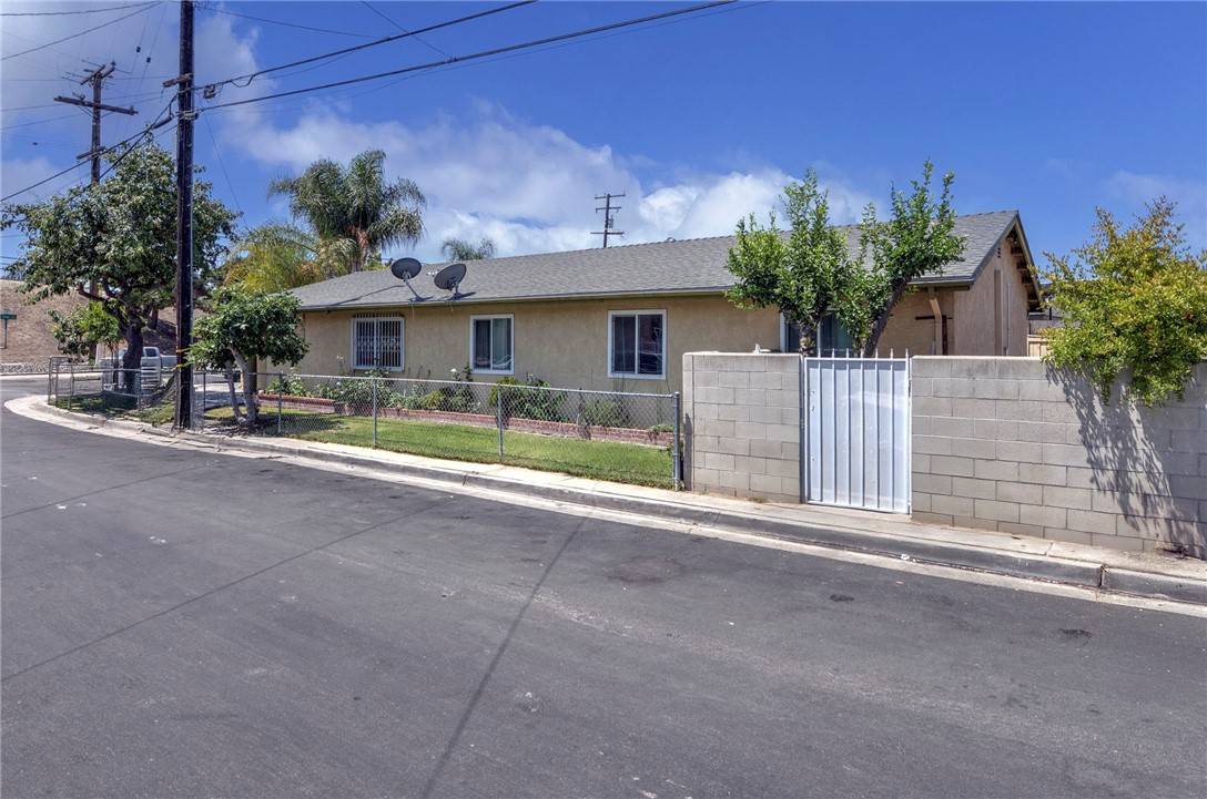 Placentia, CA 92870,507 W La Jolla ST