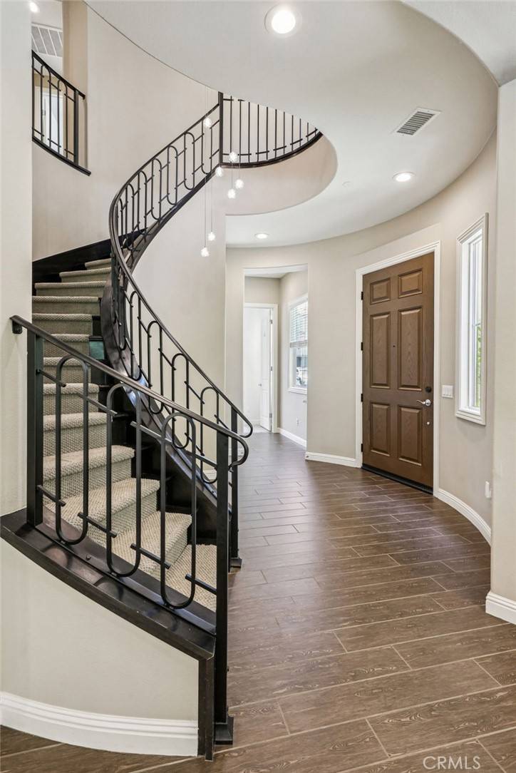 Lake Forest, CA 92630,285 Pinnacle DR