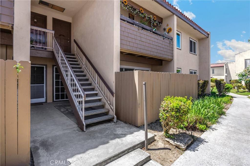 Santa Ana, CA 92704,2501 W Sunflower AVE #H1