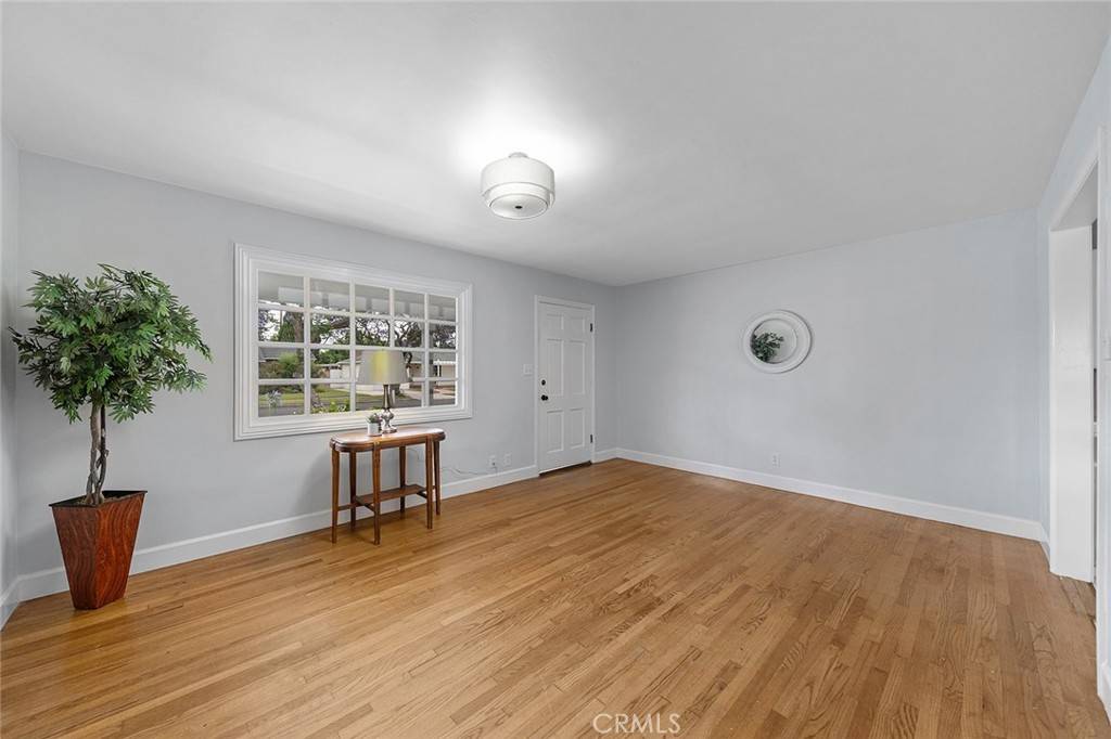 Long Beach, CA 90815,1917 N Britton DR