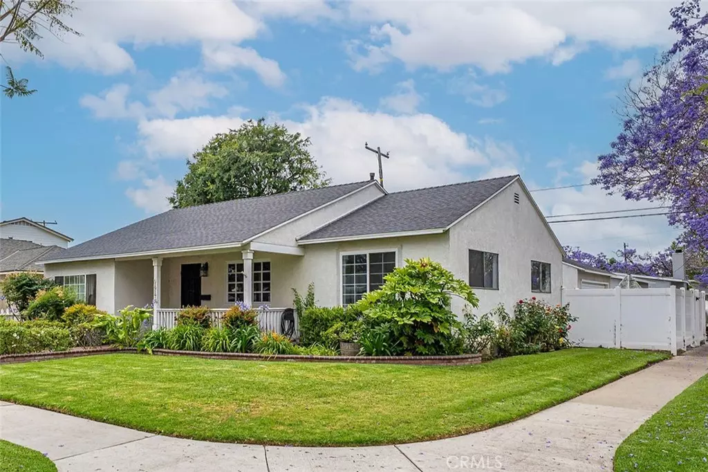 Long Beach, CA 90815,1917 N Britton DR