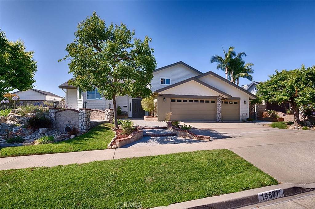 Yorba Linda, CA 92886,19501 Shadow Hill DR