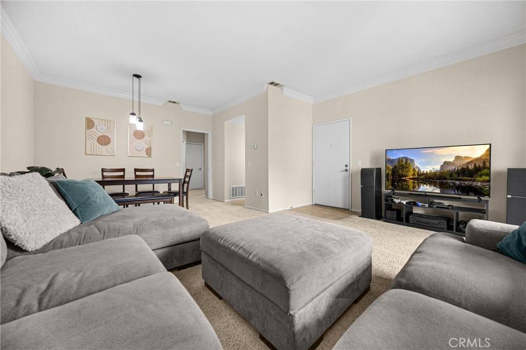 Azusa, CA 91702,777 S Citrus AVE #221