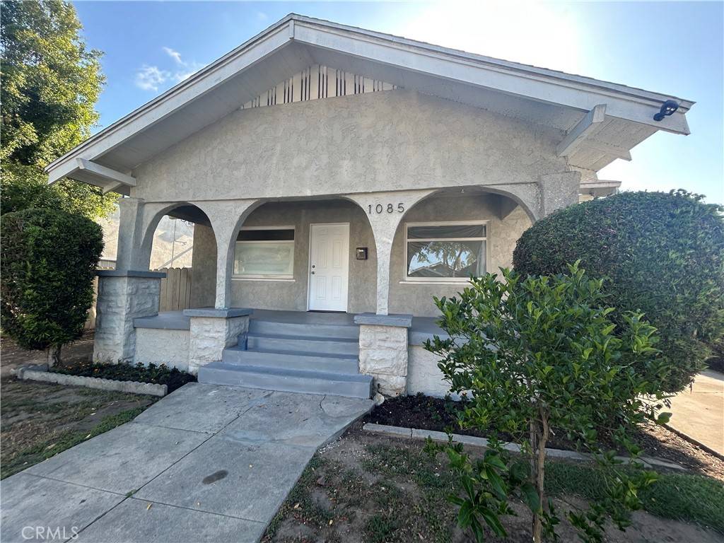 1085 Raymond AVE, Long Beach, CA 90804