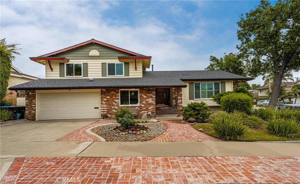 2902 E Trenton E, Orange, CA 92867