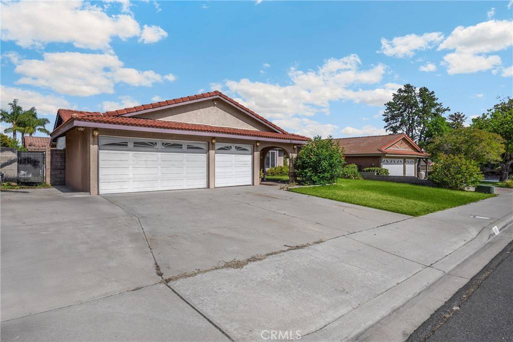 Rialto, CA 92376,861 S Arrowhead AVE