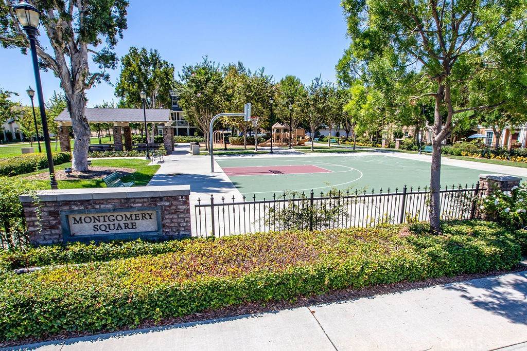 Tustin, CA 92782,1465 Montgomery ST
