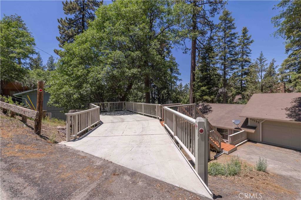 Big Bear, CA 92315,43133 Moonridge Rd