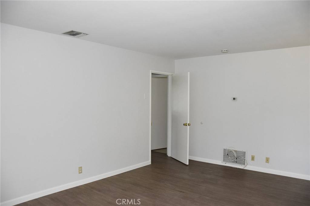 Orange, CA 92866,606 E Palmyra AVE