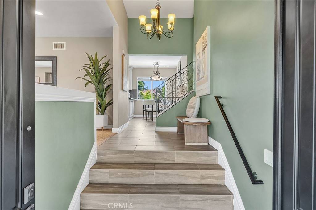 Pasadena, CA 91107,651 N Sunnyslope AVE