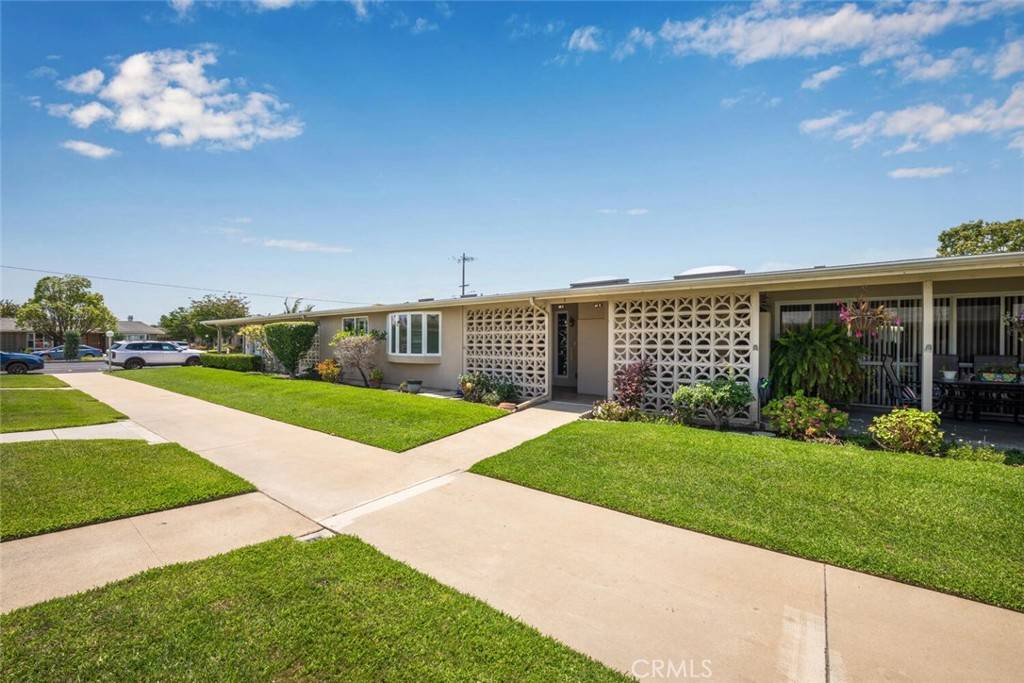 Seal Beach, CA 90740,13350 St. Andrews DR #68E M12