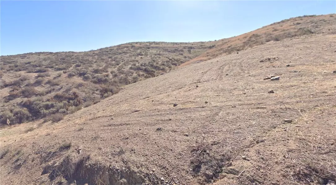 36 Kee, Lake Mathews, CA 92530