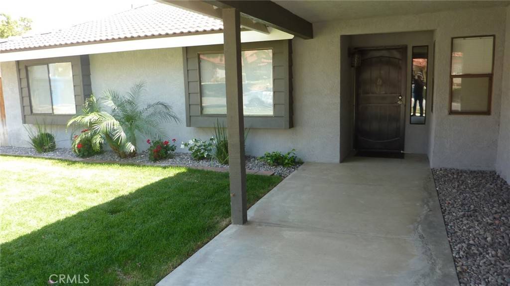 284 Celeste DR, Riverside, CA 92507