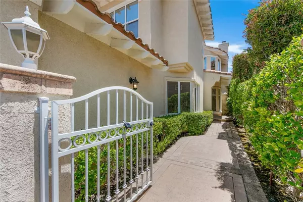 Rancho Santa Margarita, CA 92679,30 Wakonda