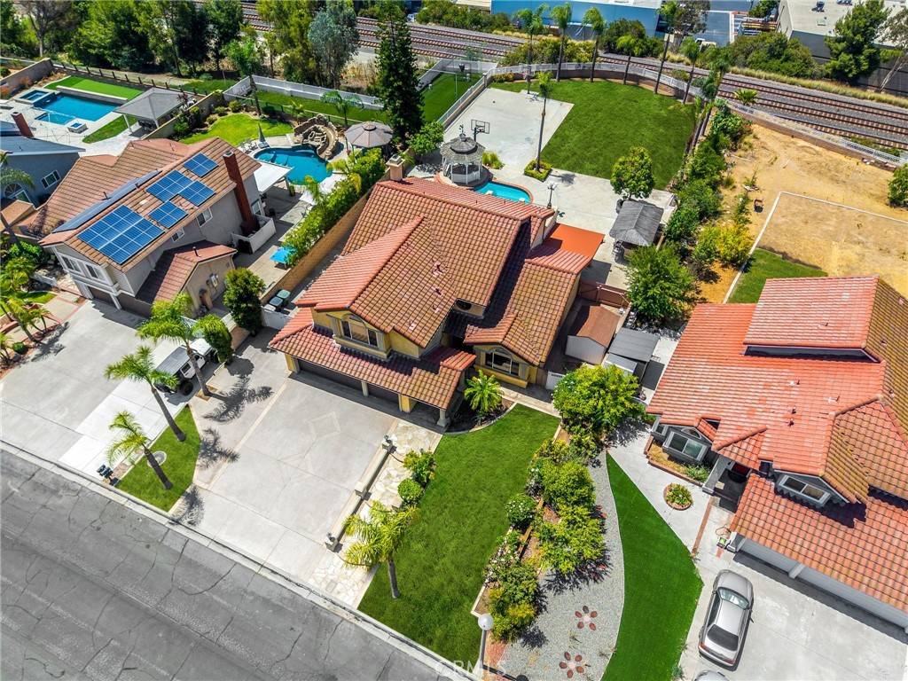 Yorba Linda, CA 92887,24330 Via Lenardo