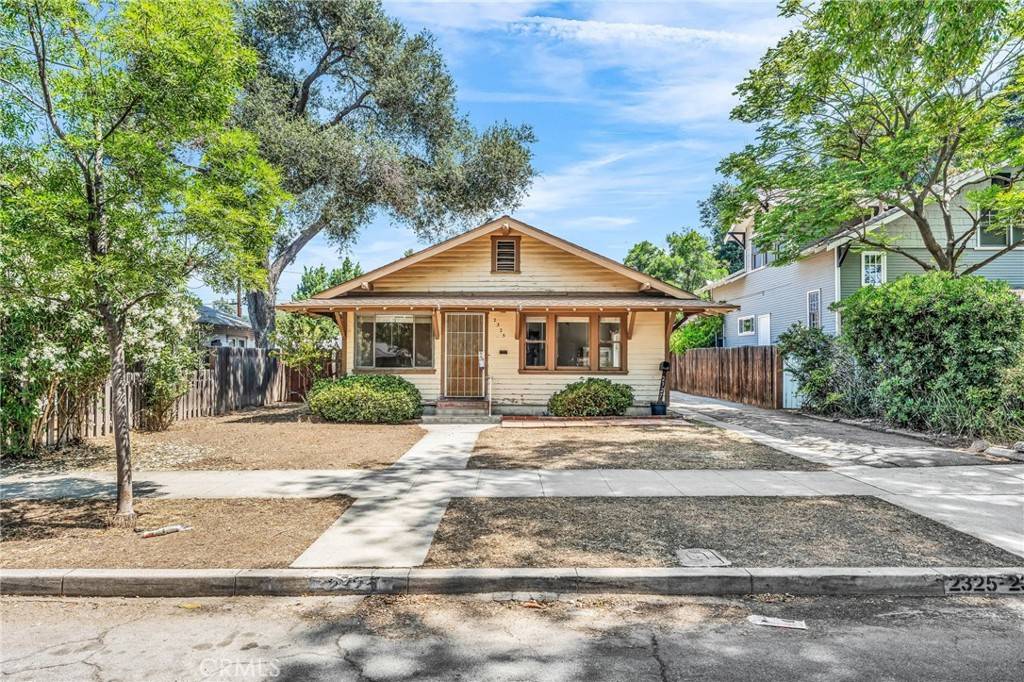 La Verne, CA 91750,2325 6th ST