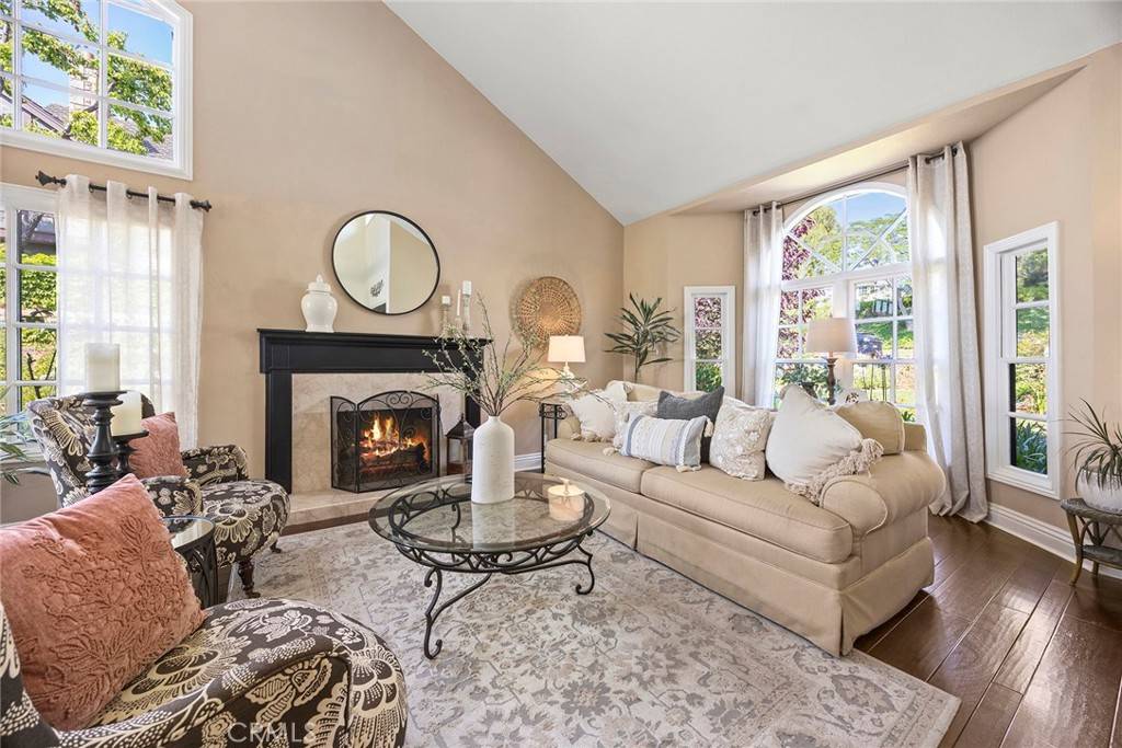 Anaheim Hills, CA 92808,720 S Bunting CT