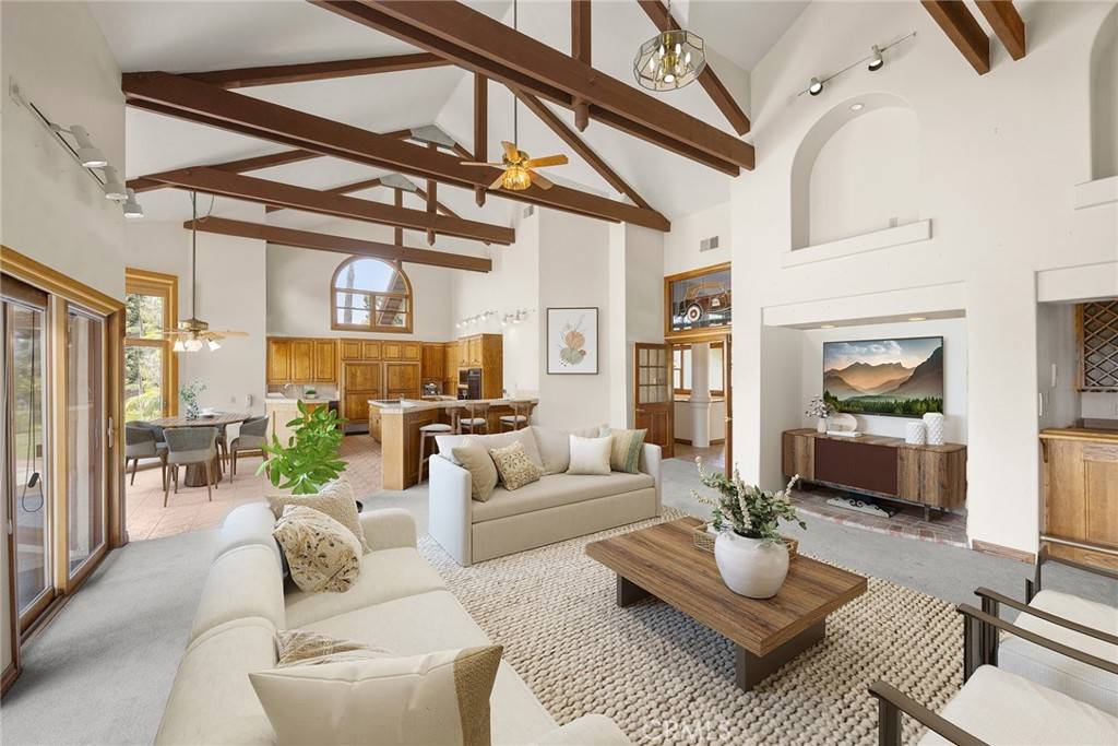 Anaheim Hills, CA 92808,7580 E Martella LN