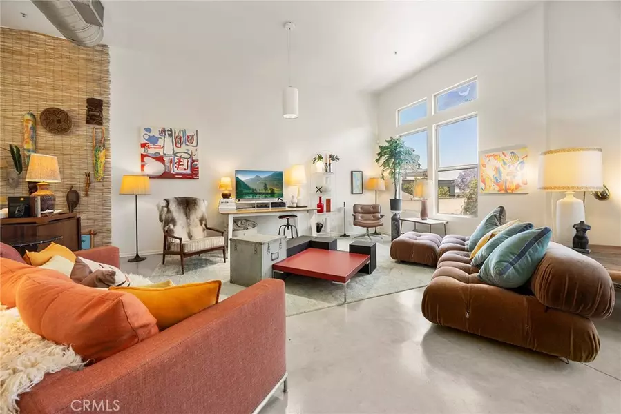 253 N Bush ST, Santa Ana, CA 92701