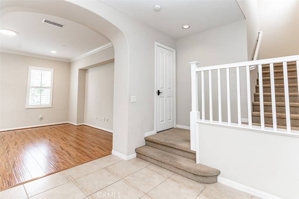 Anaheim, CA 92801,334 N Santa Maria ST
