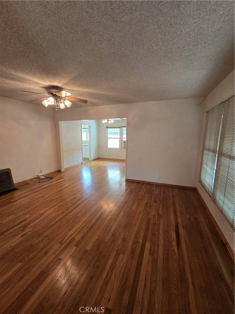 Lakewood, CA 90712,4178 Obispo AVE