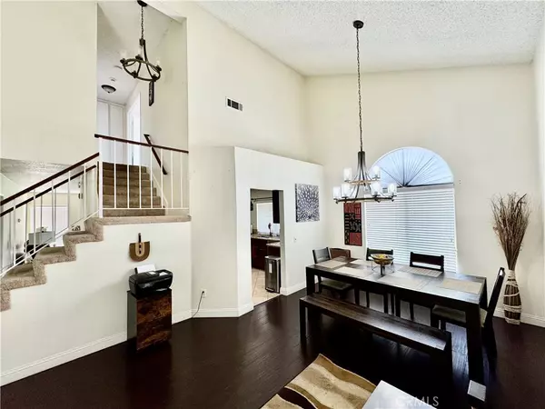 Fontana, CA 92337,11308 Sherwood CT