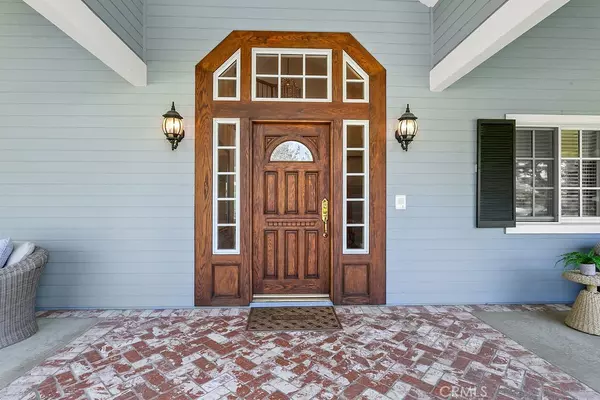 Villa Park, CA 92861,18162 James RD