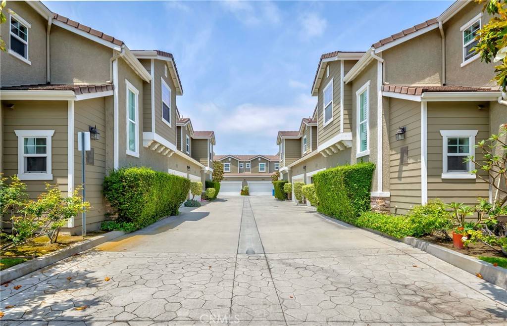 Cypress, CA 90630,8647 Belmont ST