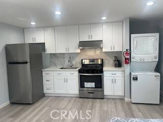 Tustin, CA 92780,17536 Sherbrook DR #2