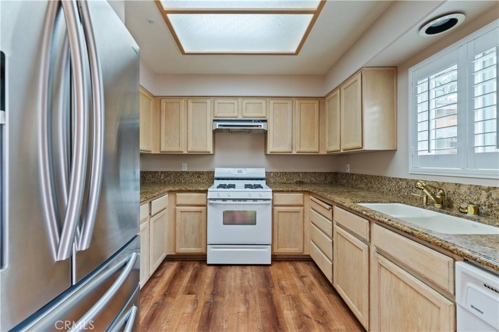 Costa Mesa, CA 92627,2547 Orange AVE #D