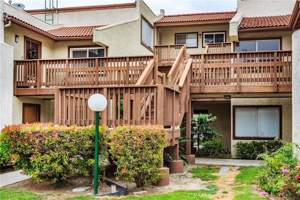 Anaheim, CA 92805,967 S Citron ST #3