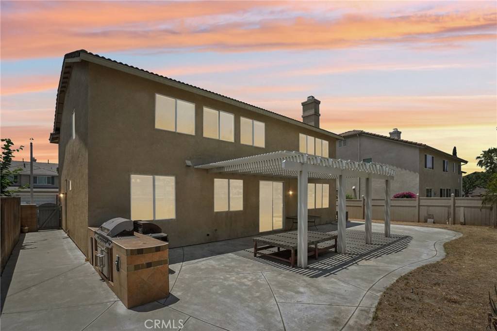 Eastvale, CA 92880,12910 Jersey ST