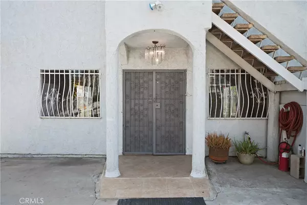 Los Angeles, CA 90038,1067 N Wilton PL