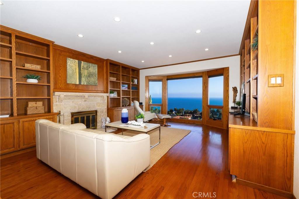 San Pedro, CA 90731,1323 Silvius AVE