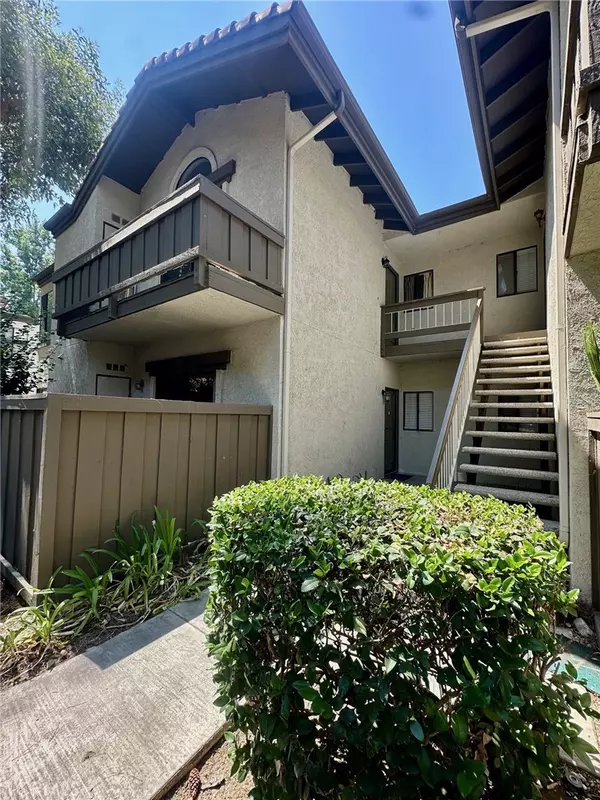 Diamond Bar, CA 91765,22719 Lakeway DR #402