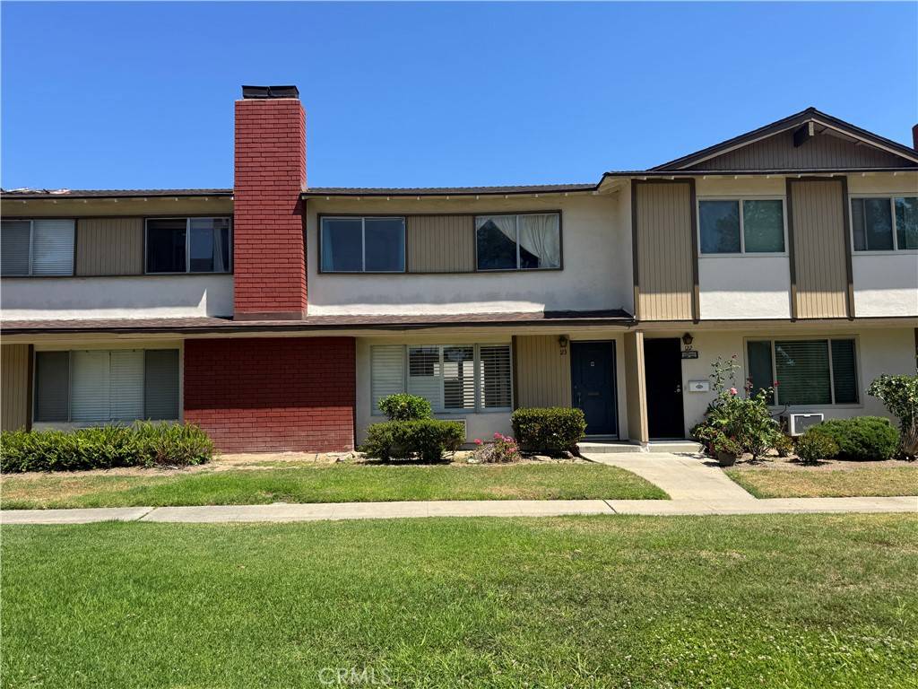 Tustin, CA 92780,1722 Mitchell AVE #123